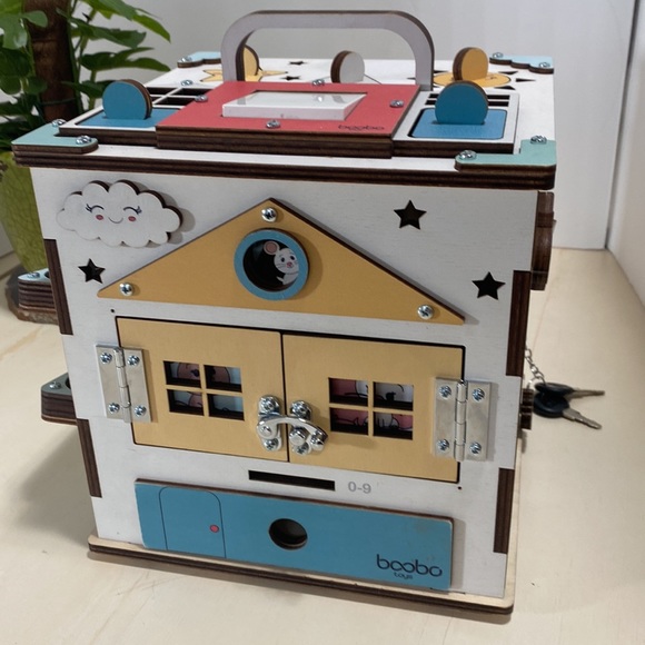 Boobo Busy Cube - Picture 2 of 10